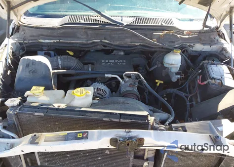 2006 Dodge Ram 1500 Slt/Trx4 Off Road/Sport z USA, uszkodzony, nr VIN 1D7HU18266J196215